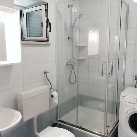 Apartman Neven Apartamento